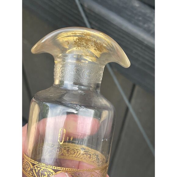 Antique 1800s Hawkes Etched Decanter & Two Glasses Dresser/Apothecary/Bottle 7” - Picture 14 of 16